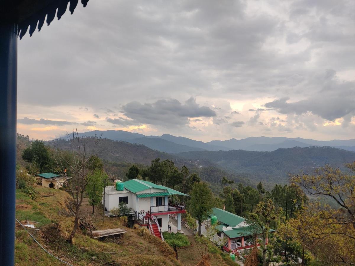 Bhanu Homestay, Kasar Devi Almora Exteriör bild